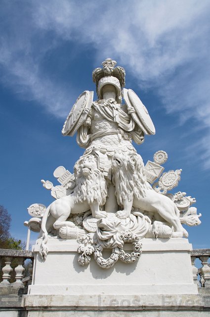 IMGP0206.JPG - 6 - Skulptur im Schlosspark von Schönbrun